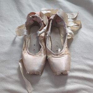 Dead Grishko 2007 Ballet Pointe Shoes